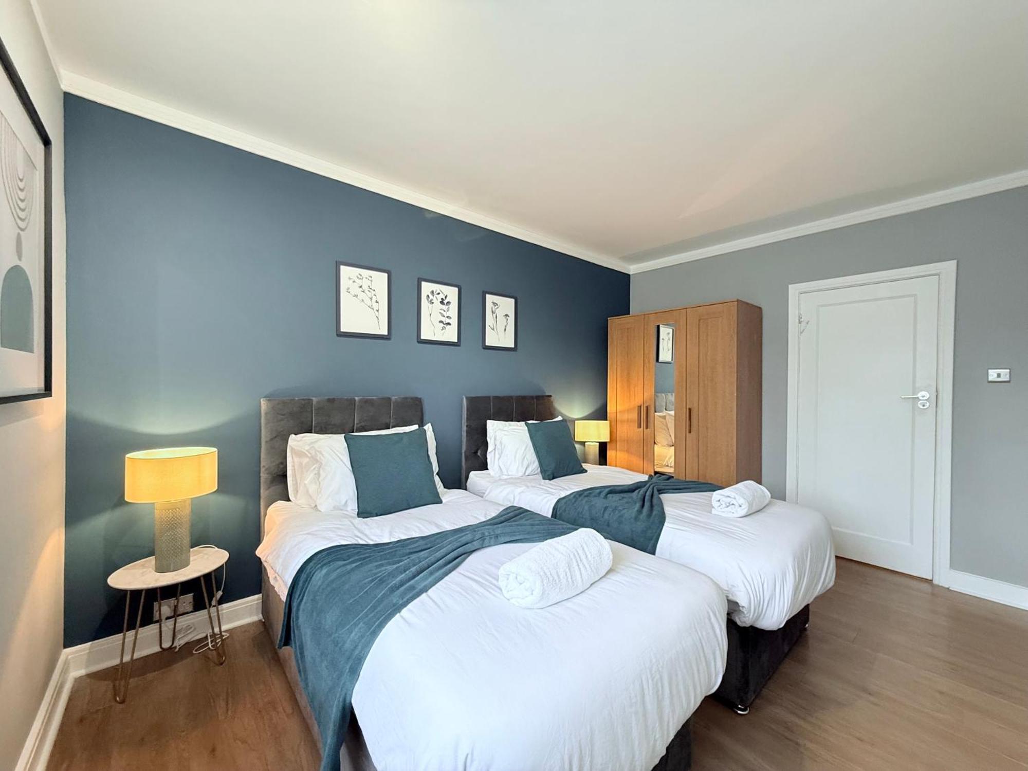 Staylondon - Sleeps 6 With Free Parking - Tourist, Concerts & Matches Exterior foto